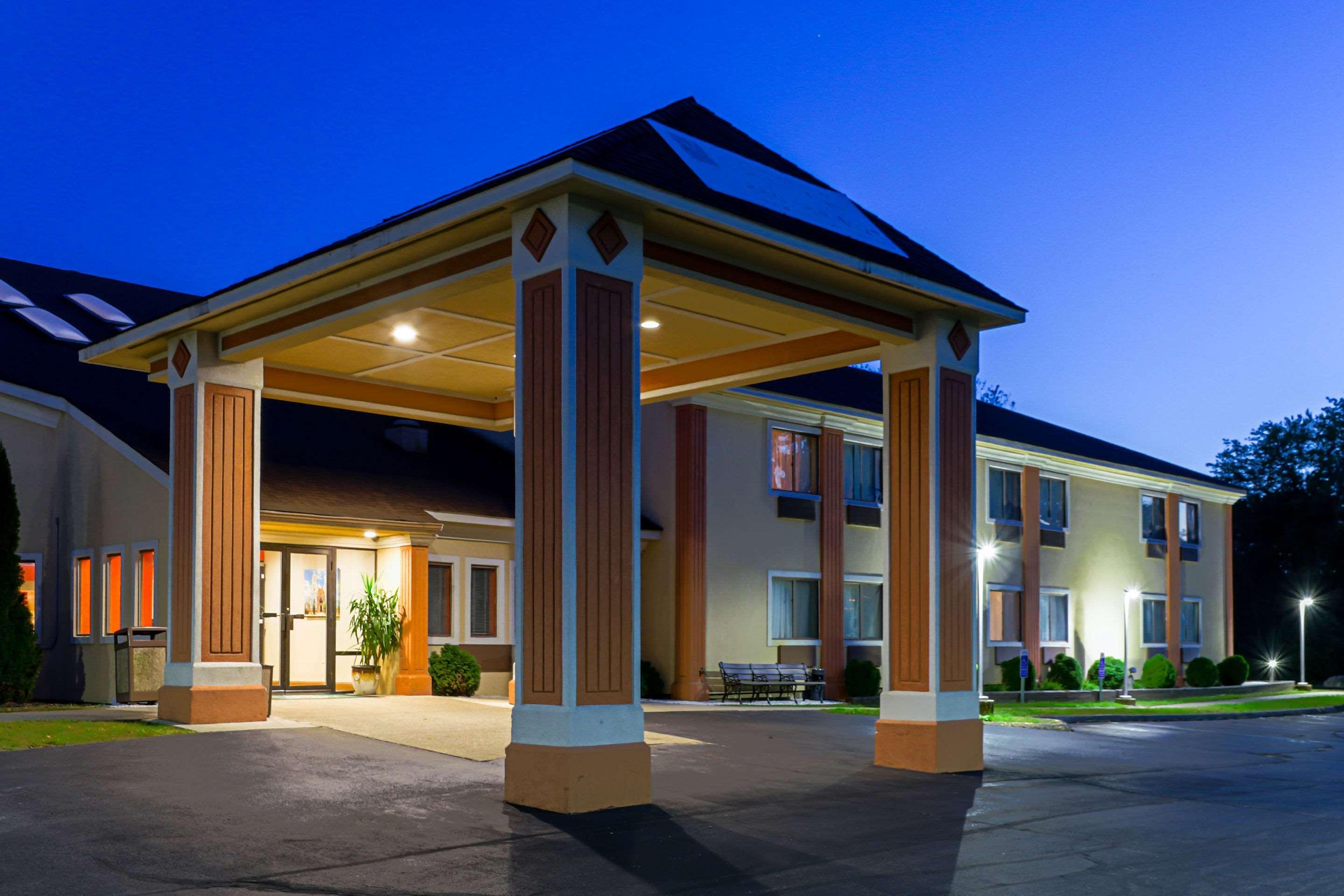 Quality Inn Plainfield I-395 Buitenkant foto