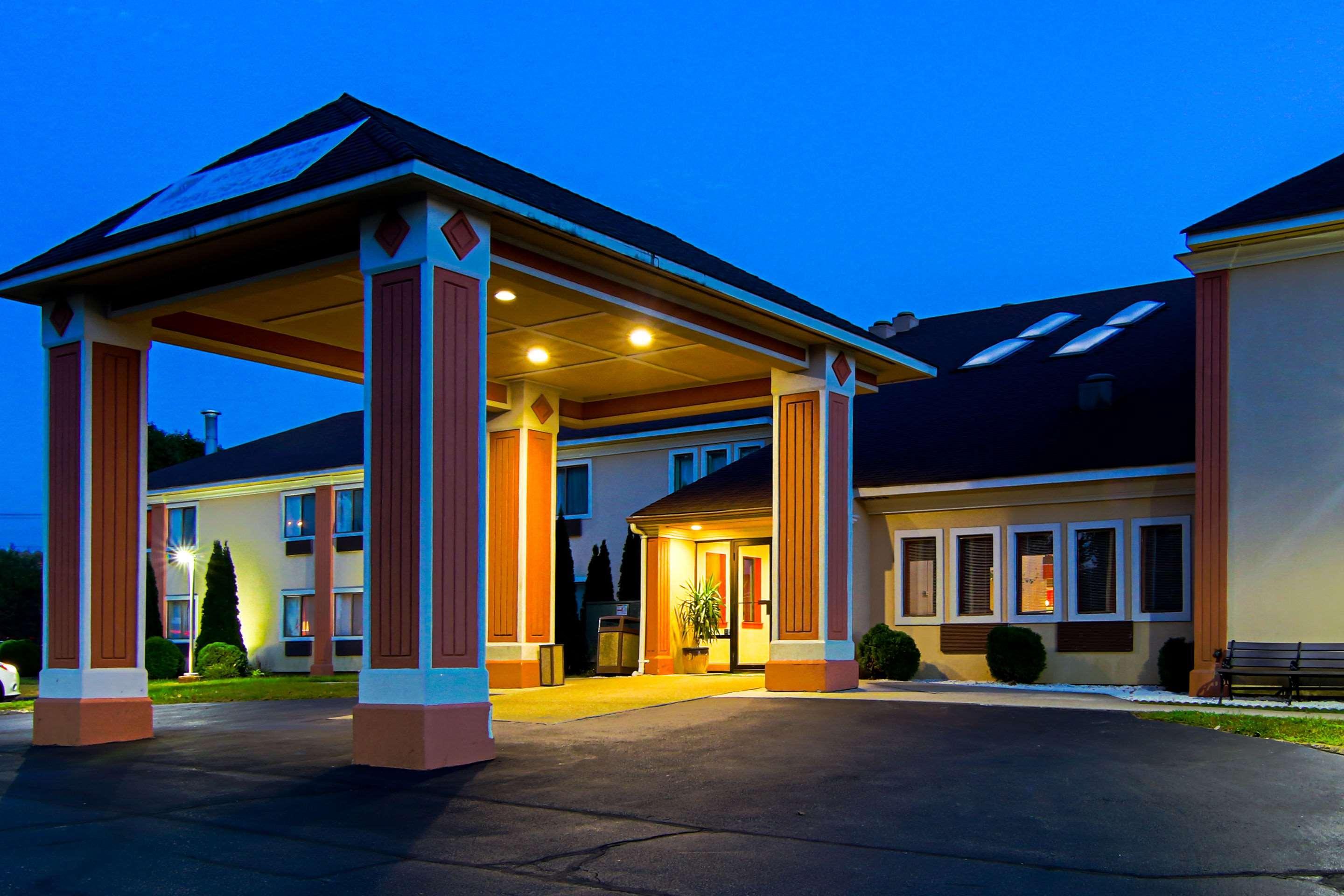 Quality Inn Plainfield I-395 Buitenkant foto