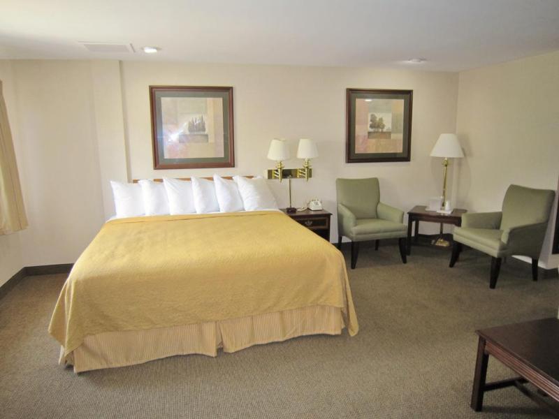 Quality Inn Plainfield I-395 Buitenkant foto