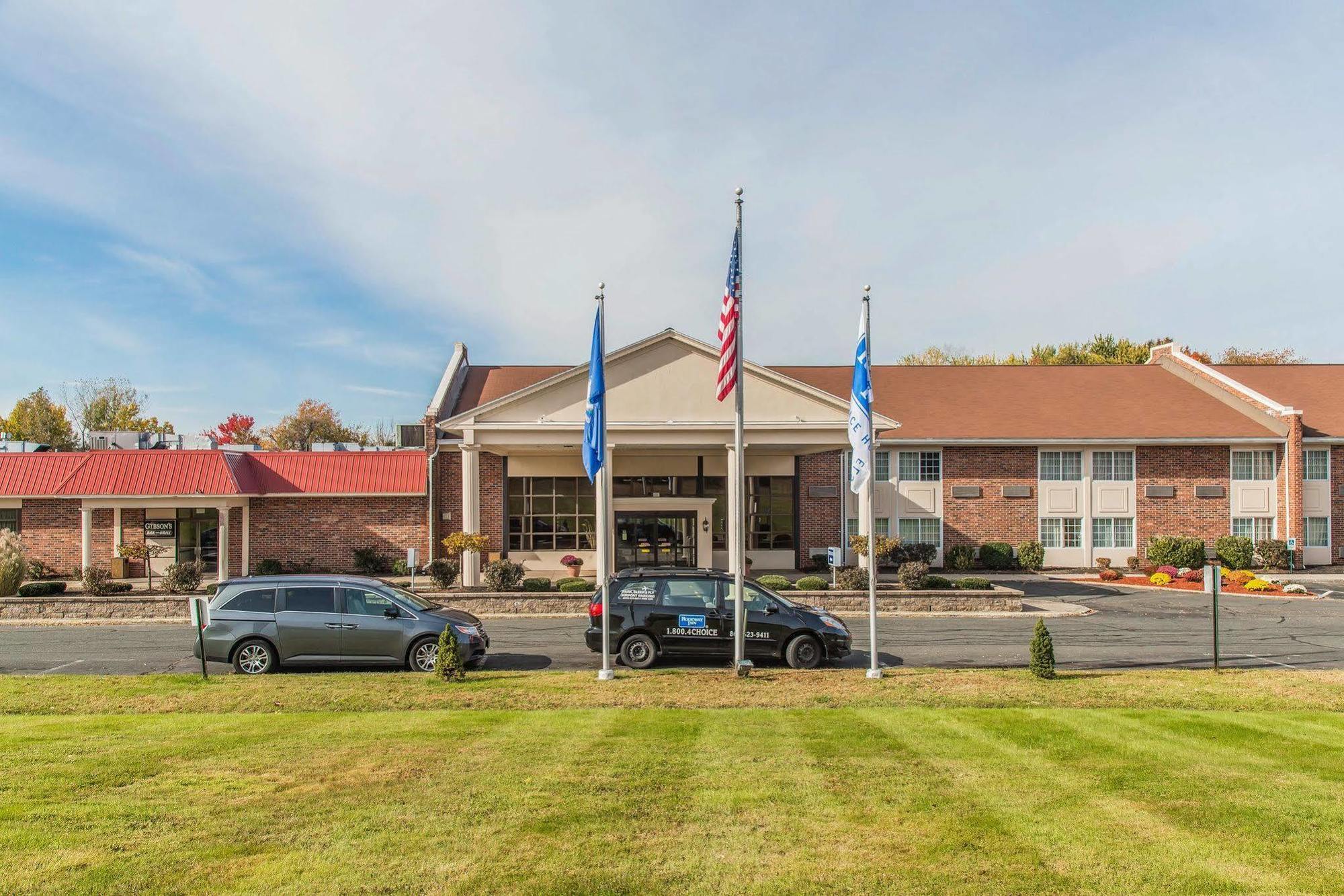 Quality Inn Plainfield I-395 Buitenkant foto